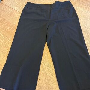 Black wide leg capri
